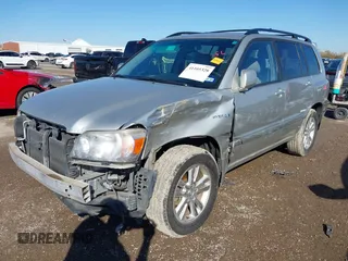 2006 Toyota Highlander z VIN JTEDW21A460012014, wystawiony jako IAAI lot #41105328 z przebiegiem 135 650 mil mil oraz . Historia ofert i sprzedaży dostępna na DreamBid. Obrazek 2.