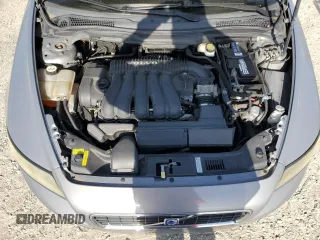 2005 Volvo S40 с VIN YV1MS390052070863, выставлен на аукционе Copart как лот 53854165 с пробегом 172 266 миль миль и Списание • Salvage title. История ставок и продаж доступна на DreamBid. Изображение 11.
