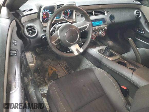 2011 Chevrolet Camaro 1LS z VIN 2G1FE1ED8B9139470, wystawiony jako Copart lot #48554505 z przebiegiem 149 513 mil mil oraz Szkoda całkowita • Salvage title. Historia ofert i sprzedaży dostępna na DreamBid. Obrazek 8.