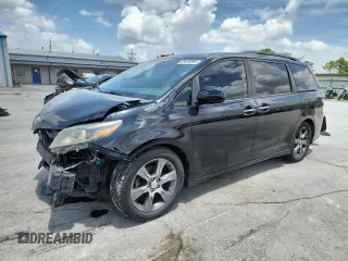 2015 Toyota Sienna SE with VIN 5TDXK3DC8FS590100, listed as a Copart auction lot 63878265 with 158,031 mi miles and Clean title. Bid and sale history available at DreamBid. Image 1.