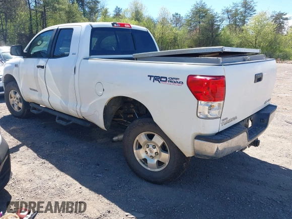 2010 Toyota Tundra z VIN 5TFUW5F15AX148425, wystawiony jako IAAI lot #41829616 z przebiegiem 125 623 mil mil oraz . Historia ofert i sprzedaży dostępna na DreamBid. Obrazek 3.