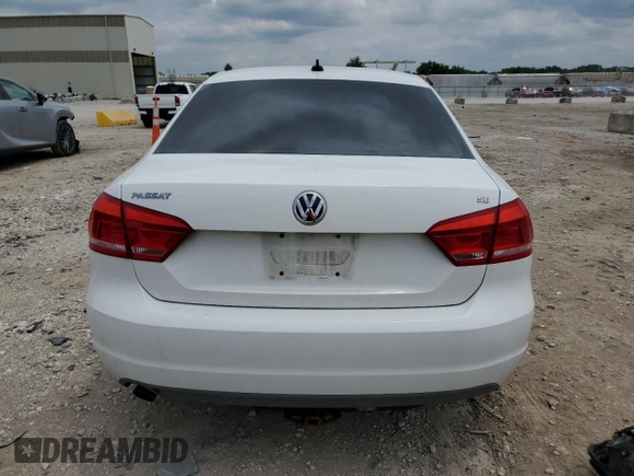2013 Volkswagen Passat SE z VIN 1VWBH7A36DC086841, wystawiony jako Copart lot #60202355 z przebiegiem 147 359 mil mil oraz Szkoda całkowita • Salvage title. Historia ofert i sprzedaży dostępna na DreamBid. Obrazek 6.