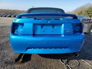 2000 Ford Mustang with VIN 1FAFP4445YF196607, listed as a Copart auction lot 81321514 with 0 mi miles and Salvage Title. Bid and sale history available at carsss.com. Image 6.