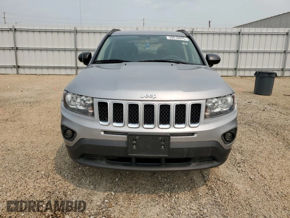 2017 Jeep Compass Sport SE with VIN 1C4NJCBA6HD147910, listed as a Copart auction lot 59218475 with 137,737 mi miles and Clean title. Bid and sale history available at DreamBid. Image 5.