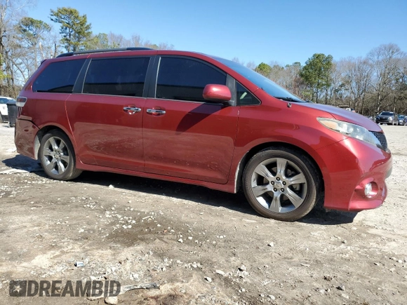 2014 Toyota Sienna SE with VIN 5TDXK3DC2ES518694, listed as a Copart auction lot 45270805 with 170,824 mi miles and Salvage Title. Bid and sale history available at DreamBid. Image 4.