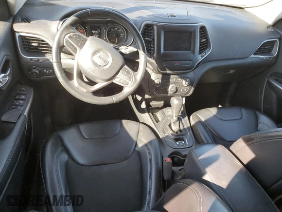 2019 Jeep Cherokee Latitude Plus z VIN 1C4PJLLN8KD222057, wystawiony jako Copart lot #48521785 z przebiegiem 89 817 mil mil oraz Nie do naprawy • Non repairable. Historia ofert i sprzedaży dostępna na DreamBid. Obrazek 8.