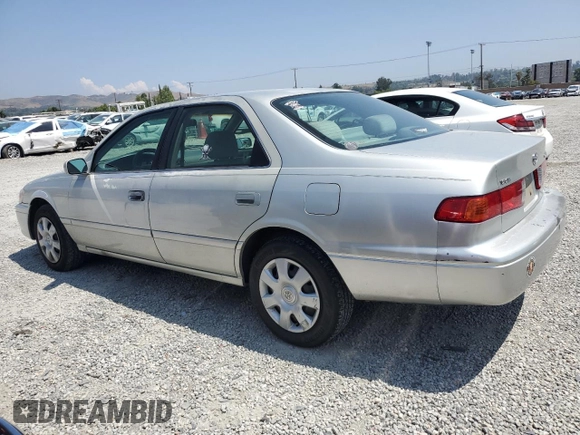 2000 Toyota Camry CE z VIN 4T1BG22K2YU663536, wystawiony jako Copart lot #60101425 z przebiegiem 109 342 mil mil oraz Czysty tytuł • Clean title. Historia ofert i sprzedaży dostępna na DreamBid. Obrazek 2.