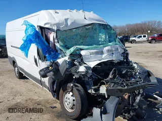 2018 Ram ProMaster Cargo with VIN 3C6URVJG2JE102819, listed as a IAAI auction lot 41633724 with Not Provided miles. Bid and sale history available at carsss.com. Image 6.