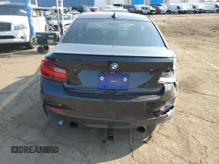 2017 BMW 2 Series M240i xDrive with VIN WBA2G3C3XH7A25521, listed as a Copart auction lot 71073604 with 0 mi miles and Clean Title. Bid and sale history available at carsss.com. Image 6.