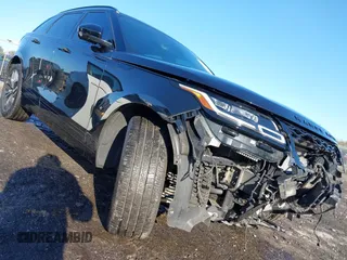 2018 Land Rover Range Rover Velar R-Dynamic HSE with VIN SALYM2RV6JA758768, listed as a IAAI auction lot 41753401 with 30,324 mi miles and . Bid and sale history available at DreamBid. Image 19.
