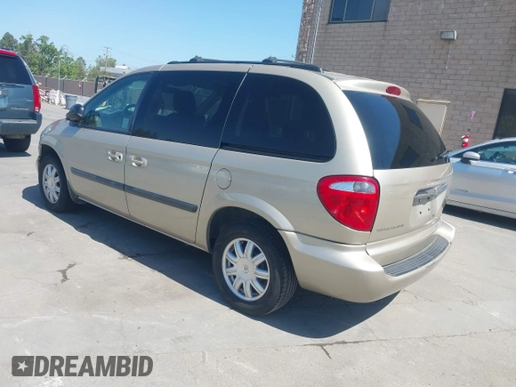 2005 Chrysler Town & Country with VIN 1C4GP45R25B370709, listed as a IAAI auction lot 42034770 with 147,675 mi miles. Bid and sale history available at carsss.com. Image 3.
