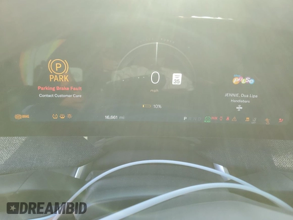 2023 Lucid Air Pure z VIN 50EA1PFA7PA007912, wystawiony jako Copart lot #51838045 z przebiegiem 16 661 mil mil oraz Szkody całkowita. Historia ofert i sprzedaży dostępna na DreamBid. Obrazek 9.