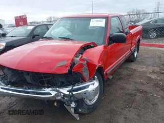 2001 Chevrolet S-10 LS with VIN 1GCCS19531K152758, listed as a IAAI auction lot 41700062 with 74,422 mi miles and . Bid and sale history available at DreamBid. Image 2.