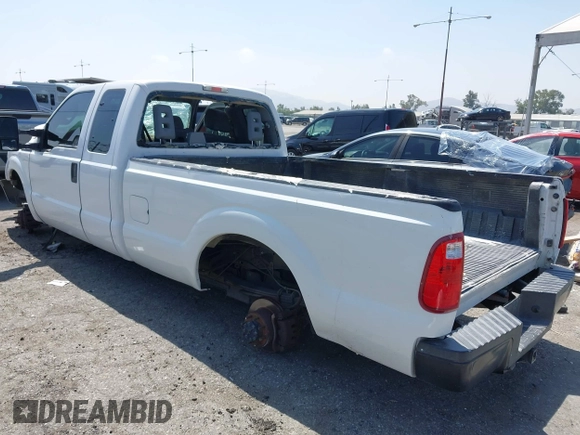 2012 Ford F-250 XL with VIN 1FT7X2A60CEA57847, listed as a IAAI auction lot 42275006 with Not provided miles and . Bid and sale history available at DreamBid. Image 3.