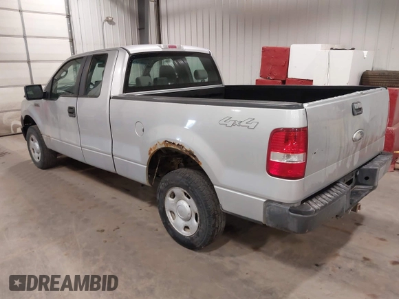 2007 Ford F-150 XLT с VIN 1FTPX14V77FA61813, выставлен на аукционе IAAI как лот 42034381 с пробегом 196 245 миль миль и . История ставок и продаж доступна на DreamBid. Изображение 3.