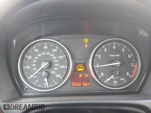 2013 BMW 3 Series 328i with VIN WBADW3C59DJ525192, listed as a Copart auction lot 56172955 with 87,055 mi miles and Salvage title. Bid and sale history available at DreamBid. Image 9.