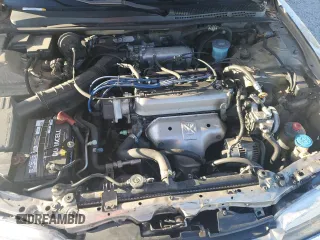 1994 Honda Accord LX w/ABS with VIN JHMCD5634RC061099, listed as a Copart auction lot 83488354 with 208,488 mi miles and Salvage Title. Bid and sale history available at carsss.com. Image 12.