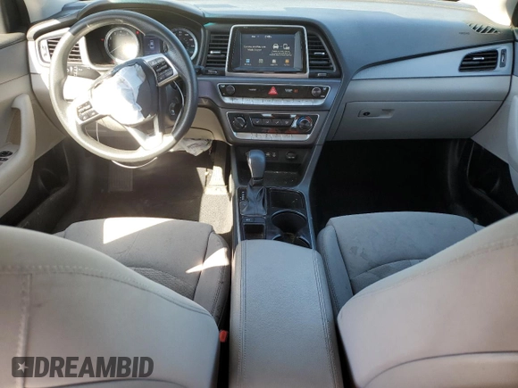 2019 Hyundai Sonata SE with VIN 5NPE24AF8KH779065, listed as a Copart auction lot 48403255 with 91,139 mi miles and Clean Title. Bid and sale history available at DreamBid. Image 8.