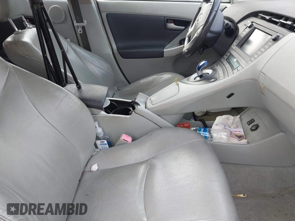 2010 Toyota Prius II with VIN JTDKN3DU5A0030685, listed as a IAAI auction lot 41506244 with 106,172 mi miles and . Bid and sale history available at DreamBid. Image 5.