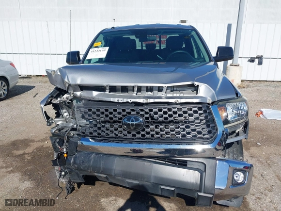 2018 Toyota Tundra 2WD SR with VIN 5TFRM5F11JX131505, listed as a IAAI auction lot 41244160 with 73,799 mi miles. Bid and sale history available at carsss.com. Image 12.