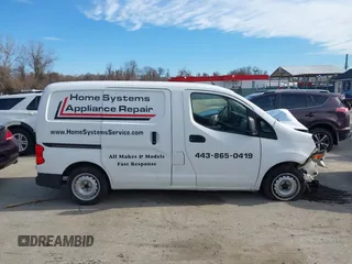 2016 Nissan NV200 S z VIN 3N6CM0KN3GK692362, wystawiony jako IAAI lot #41743123 z przebiegiem 168 260 mil mil oraz . Historia ofert i sprzedaży dostępna na DreamBid. Obrazek 13.