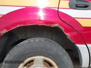 2005 Ford Expedition Special Service с VIN 1FMFU165X5LA19826, выставлен на аукционе IAAI как лот 42616754 с пробегом 90 397 миль миль и . История ставок и продаж доступна на DreamBid. Изображение 14.