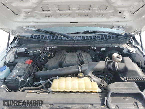2019 Ford Expedition XLT with VIN 1FMJU1HT3KEA48235, listed as a Copart auction lot 58301275 with 104,919 mi miles and Salvage title. Bid and sale history available at DreamBid. Image 12.