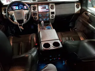 2015 Ford Expedition Max Limited с VIN 1FMJK2AT8FEF26953, выставлен на аукционе Copart как лот 52302515 с пробегом 199 046 миль миль и Списание • Salvage title. История ставок и продаж доступна на DreamBid. Изображение 8.