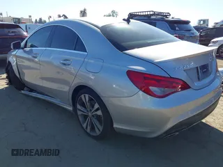 2017 Mercedes-Benz CLA 250 z VIN WDDSJ4EB5HN433499, wystawiony jako IAAI lot #41658183 z przebiegiem 67 668 mil mil oraz . Historia ofert i sprzedaży dostępna na DreamBid. Obrazek 3.
