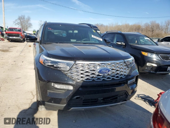 2024 Ford Explorer Platinum with VIN 1FM5K8HC8RGA40565, listed as a Copart auction lot 82205404 with 6,076 mi miles and Salvage Title. Bid and sale history available at carsss.com. Image 5.