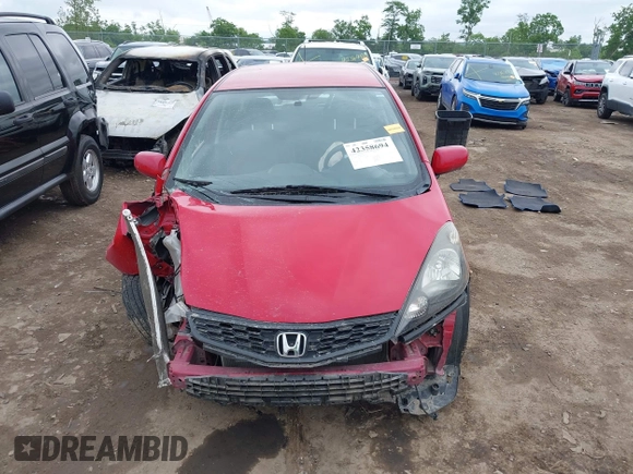 2013 Honda Fit Sport с VIN JHMGE8H50DC066694, выставлен на аукционе IAAI как лот 42358694 с пробегом 84 275 миль миль и . История ставок и продаж доступна на DreamBid. Изображение 13.