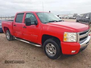 2010 Chevrolet Silverado 1500 LT with VIN 3GCRCSE08AG270268, listed as a IAAI auction lot 41534509 with 175,844 mi miles and . Bid and sale history available at DreamBid. Image 1.