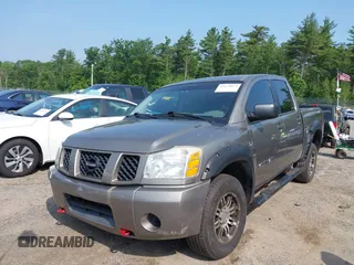 2006 Nissan Titan SE z VIN 1N6BA07B56N504064, wystawiony jako IAAI lot #42479075 z przebiegiem 156 983 mil mil oraz . Historia ofert i sprzedaży dostępna na DreamBid. Obrazek 17.