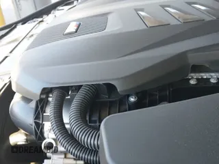 2025 BMW 3 Series M340i с VIN 3MW59FT06S8F31770, выставлен на аукционе IAAI как лот 43006285 с пробегом 4 030 миль миль и . История ставок и продаж доступна на DreamBid. Изображение 19.