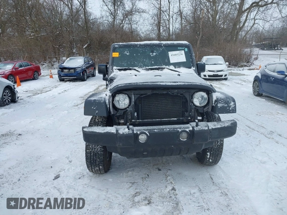 2016 Jeep Wrangler Unlimited Rubicon with VIN 1C4BJWFG7GL192698, listed as a IAAI auction lot 41603236 with 69,620 mi miles. Bid and sale history available at carsss.com. Image 12.