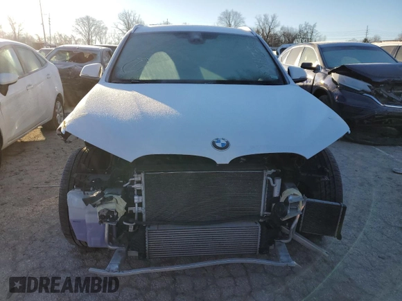 2016 BMW X1 xDrive28i with VIN WBXHT3C39G5F67635, listed as a Copart auction lot 38488573 with 62,157 mi miles. Bid and sale history available at carsss.com. Image 5.