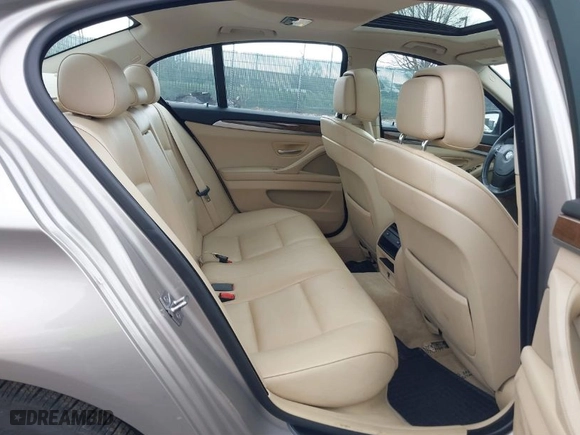 2012 BMW 5 Series 528i xDrive with VIN WBAXH5C53CDW08326, listed as a IAAI auction lot 41803029 with NaN miles. Bid and sale history available at carsss.com. Image 8.