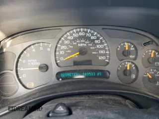 2003 Chevrolet Silverado 1500 with VIN IDCO004199ZZ, listed as a Copart auction lot 85870734 with 289,533 mi miles and Non Repairable. Bid and sale history available at DreamBid. Image 9.