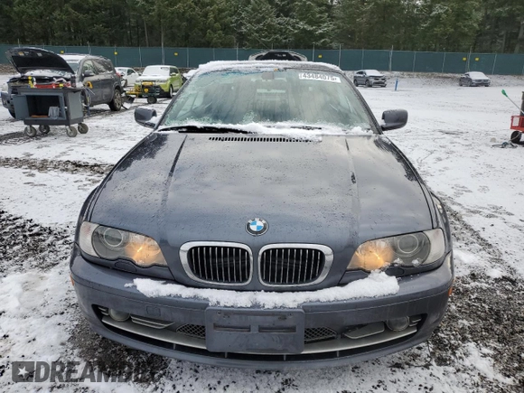 2003 BMW 3 Series 330Ci with VIN WBABS53433EV90570, listed as a Copart auction lot 43484075 with 147,082 mi miles and Salvage Title. Bid and sale history available at carsss.com. Image 5.