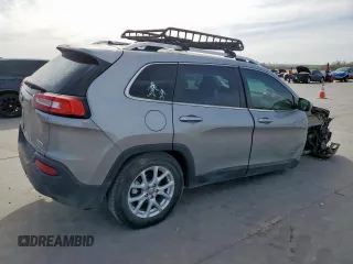 2015 Jeep Cherokee Latitude with VIN 1C4PJLCB4FW539933, listed as a Copart auction lot 49558245 with 142,828 mi miles and Salvage Title. Bid and sale history available at carsss.com. Image 3.