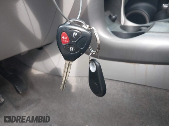 2008 Toyota RAV4 Limited с VIN JTMBD31V386076023, выставлен на аукционе IAAI как лот 42256880 с пробегом 200 495 миль миль и . История ставок и продаж доступна на DreamBid. Изображение 11.