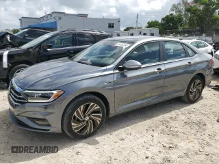 2019 Volkswagen Jetta SEL Premium с VIN 3VWGB7BU4KM227982, выставлен на аукционе Copart как лот 61825104 с пробегом 25 295 миль миль и На запчасти • Non repairable. История ставок и продаж доступна на DreamBid. Изображение 1.