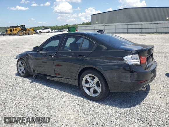 2013 BMW 3 Series 320i xDrive with VIN WBA3C3C54DF981575, listed as a Copart auction lot 65572755 with 130,468 mi miles and Clean title. Bid and sale history available at DreamBid. Image 2.