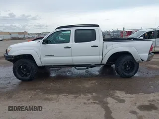 2014 Toyota Tacoma with VIN 3TMLU4EN8EM139665, listed as a IAAI auction lot 41925143 with 190,690 mi miles and . Bid and sale history available at DreamBid. Image 14.