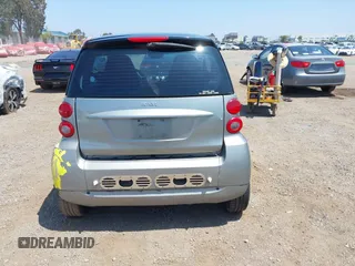2008 Smart fortwo Pure with VIN WMEEJ31X08K139496, listed as a IAAI auction lot 42467749 with 108,787 mi miles and . Bid and sale history available at DreamBid. Image 16.