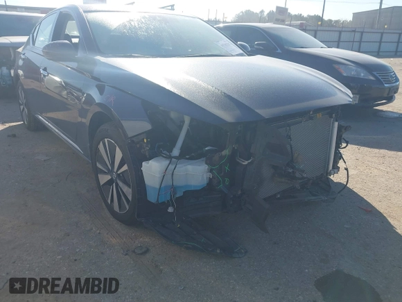 2019 Nissan Altima SL with VIN 1N4BL4EW8KC137862, listed as a IAAI auction lot 41765282 with 54,742 mi miles and . Bid and sale history available at carsss.com. Image 17.