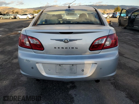2007 Chrysler Sebring Limited z VIN 1C3LC66M27N549816, wystawiony jako Copart lot #79958514 z przebiegiem 180 921 mil mil oraz Czysty tytuł • Clean title. Historia ofert i sprzedaży dostępna na DreamBid. Obrazek 6.