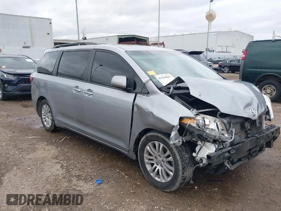 2017 Toyota Sienna XLE Auto Access Seat with VIN 5TDYZ3DC8HS789165, listed as a IAAI auction lot 41290603 with 57,682 mi miles and . Bid and sale history available at DreamBid. Image 1.