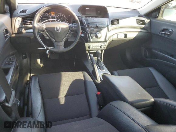 2013 Acura ILX with VIN 19VDE1F38DE004118, listed as a Copart auction lot 89351765 with 186,613 mi miles and Clean Title. Bid and sale history available at carsss.com. Image 8.