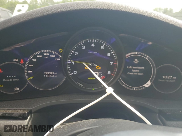 2020 Porsche Cayenne E-Hybrid с VIN WP1AE2AY4LDA23086, выставлен на аукционе Copart как лот 60710045 с пробегом 56 283 миль миль и Списание • Salvage title. История ставок и продаж доступна на DreamBid. Изображение 9.